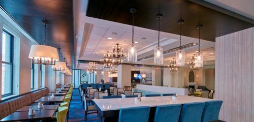 Hotel Embassy Suites Louisville Downtown