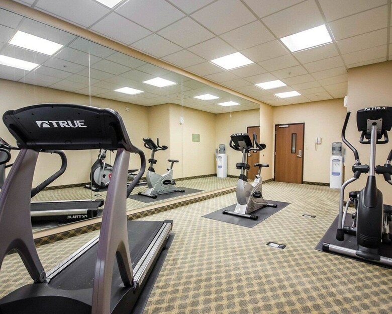 Hotel Comfort Inn & Suites