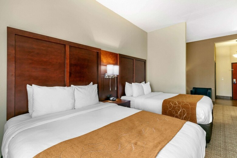 Hotel Comfort Suites