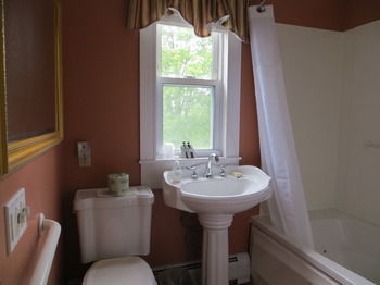 Bed & Breakfast Inn At Sunset Hill