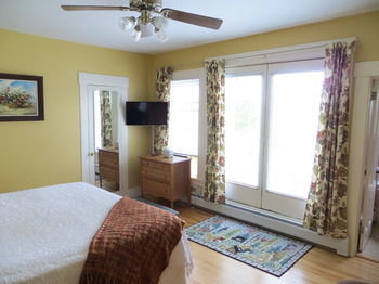 Bed & Breakfast Inn At Sunset Hill