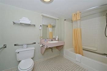 Motel Americas Best Value Inn- St. Ignace