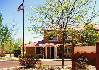 Hotel Santa Fe Suites
