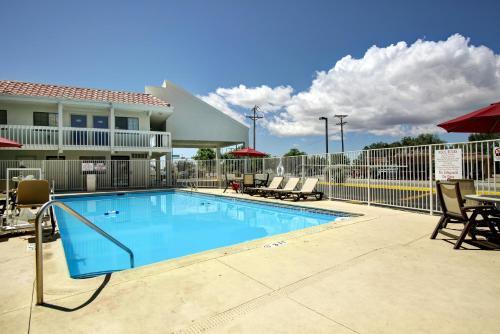 Motel 6 Santa Fe - Cerrillos Road South