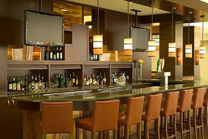 Sheraton Edison Hotel