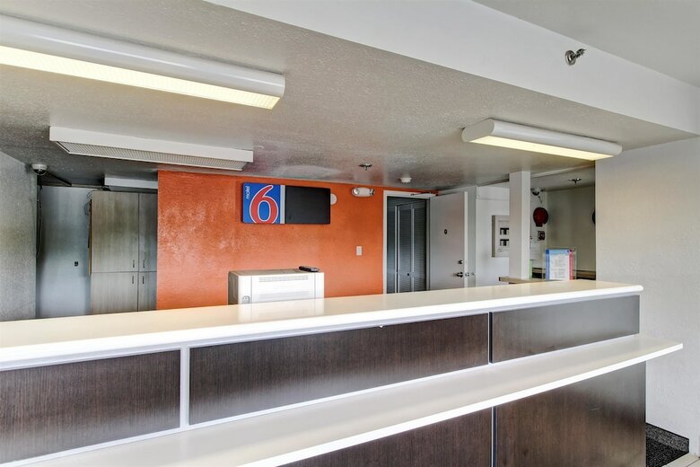 Motel 6 Cleveland West - Lorain - Amherst