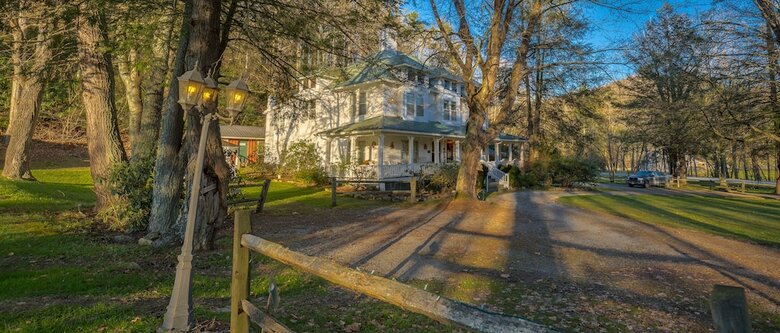 Bed & Breakfast Taylor House Inn