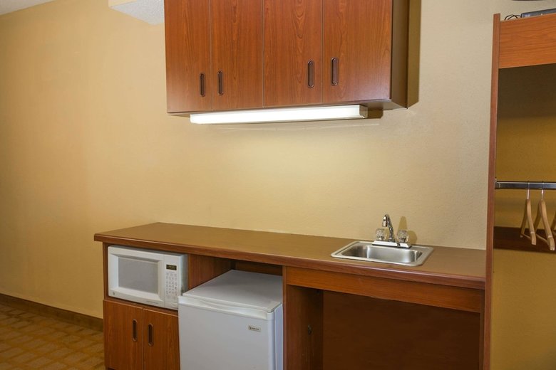 Hotel Microtel Inn & Suites By Wyndham Hillsborough