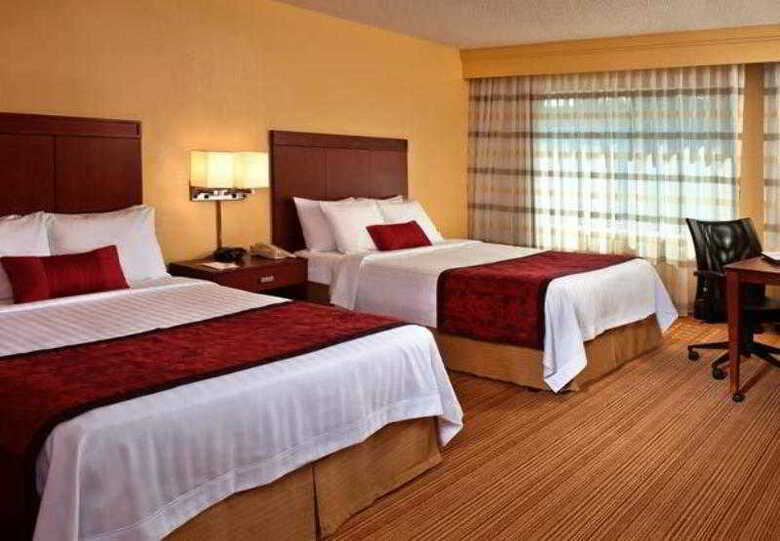 Hotel Courtyard By Marriott Fayetteville