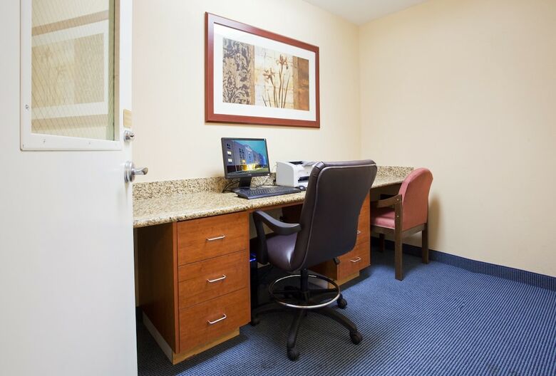 Hotel Candlewood Suites Jacksonville