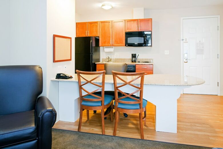 Hotel Candlewood Suites Jacksonville