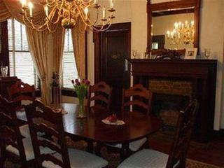 Bed & Breakfast Simply Divine