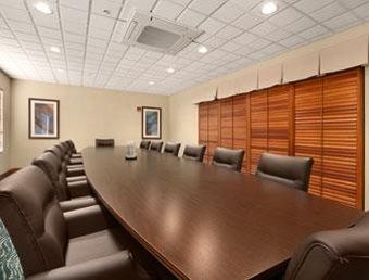 Hotel Wingate By Wyndham Raleigh South / Garner