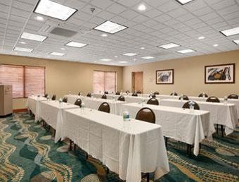 Hotel Wingate By Wyndham Raleigh South / Garner
