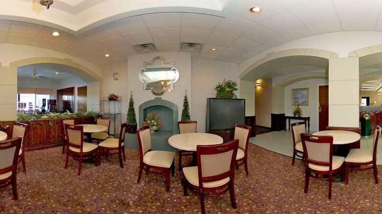 Hotel Comfort Suites Lumberton