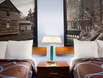 Motel Super 8 Charlotte University