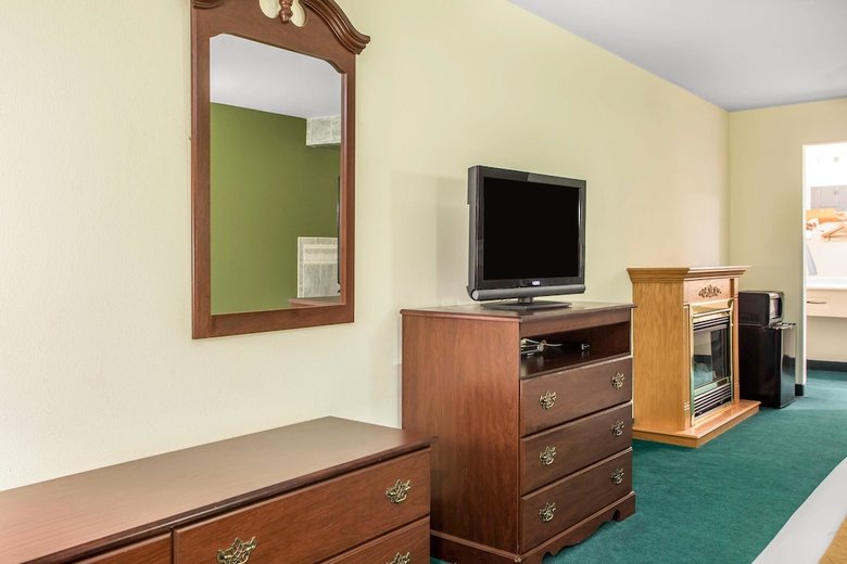 Motel Quality Inn Pleasantville