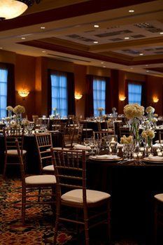 Renaissance Tulsa Hotel & Convention Center