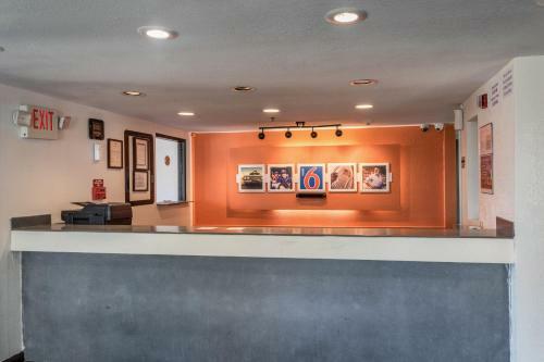 Motel 6 Franklin