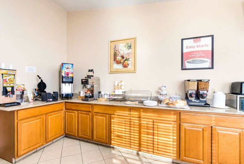 Hotel Econo Lodge Norwalk