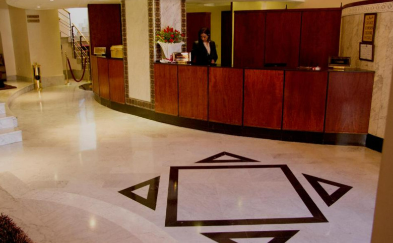 Hotel Nassim