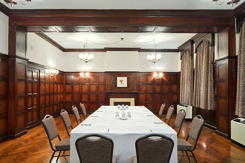 Walper Terrace Hotel