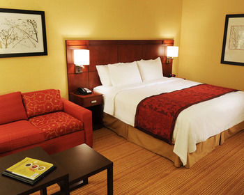 Hotel Courtyard By Marriott Albany Airport