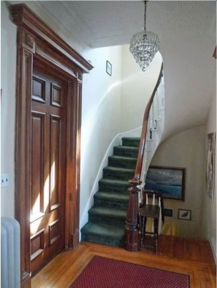 Fort Place Bed & Breakfast