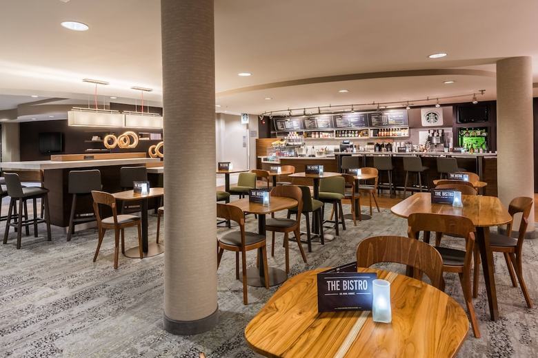Hotel Courtyard By Marriott Providence Lincoln