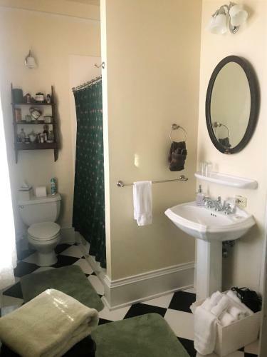 Rosemary Inn Bed & Breakfast