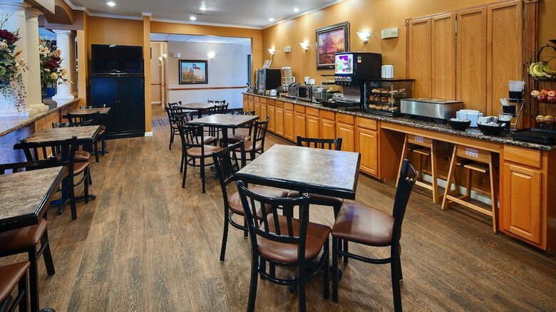 Hotel Best Western Plus Red River Inn