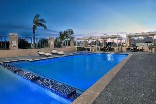 Hotel Hawthorn Suites By Wyndham Mcallen