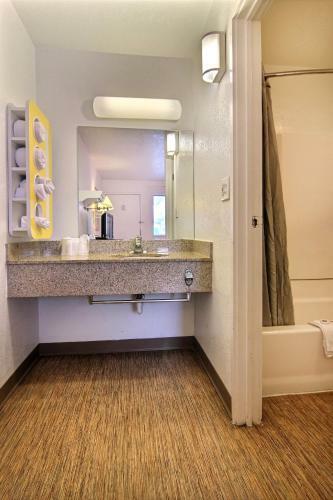 Motel 6 Odessa