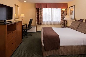 Red Lion Hotel Columbia Center Kennewick