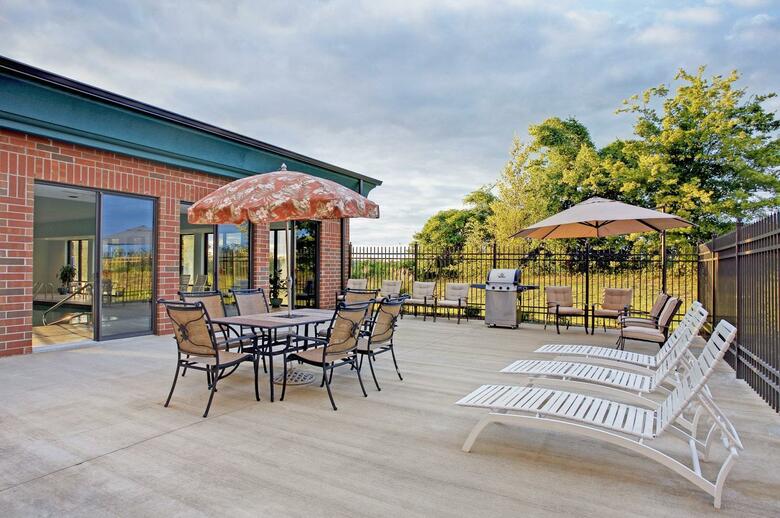 Holiday Inn Express Hotel & Suites Dyersburg