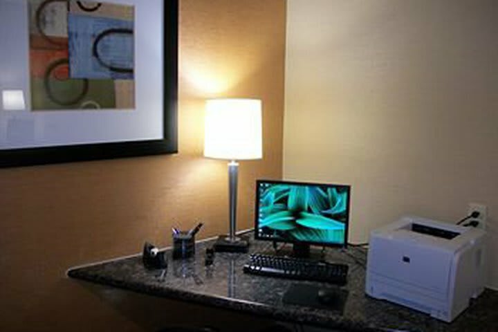 Hotel Holiday Inn Express Cortland