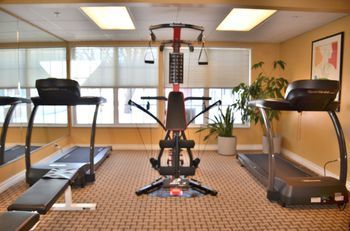 Hotel Cresthill Suites Syracuse