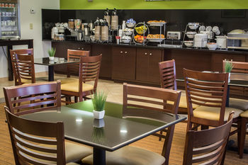 Hotel Sleep Inn And Suites