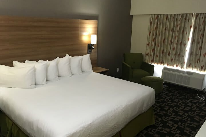 Coast Medicine Hat Hotel