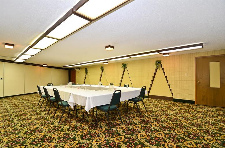 Hotel Best Western Arrowhead Lodge & Suites