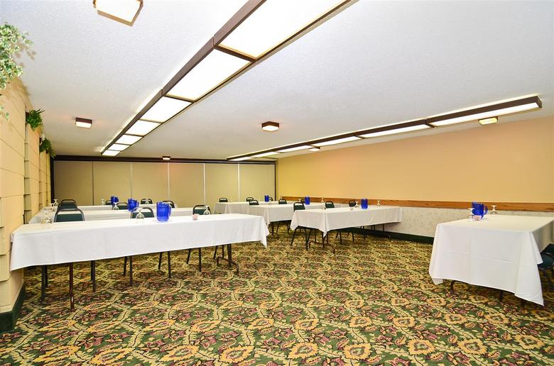 Hotel Best Western Arrowhead Lodge & Suites