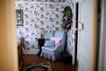 Bed & Breakfast The Hale House Inn
