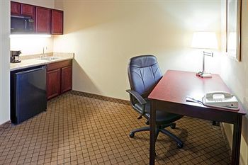 Holiday Inn Express Hotel And Suites Austin Round Rock Tx