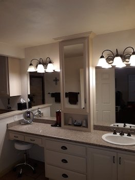 Lamb's Rest Inn B&B