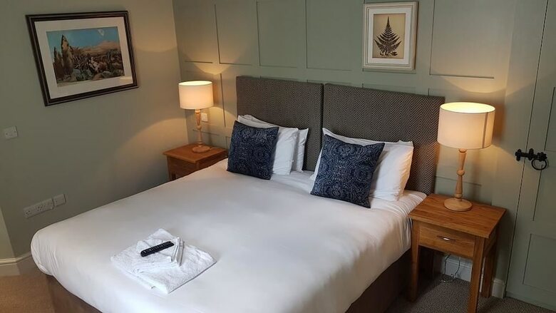 Hostal The Kings Arms Hotel - Inn