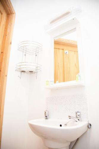 Bed & Breakfast Kynance House