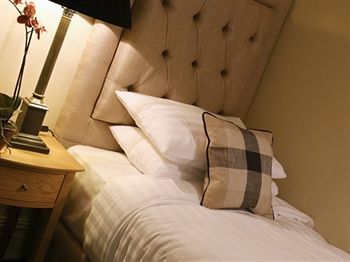 Hostal Derby Arms