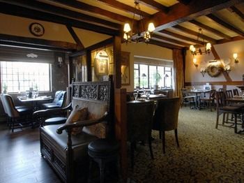 Hostal The Broadoak Hotel