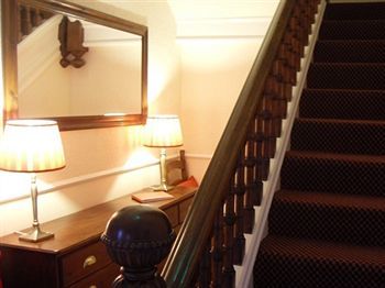 Hotel Powys Lodge - Guest House