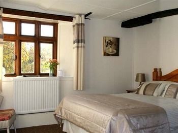 Hotel Furzeleigh Mill